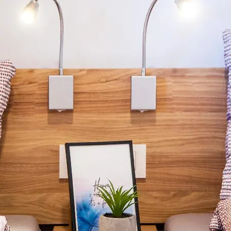 Fantasea Mobile Porton Biondi مكان تخييم *