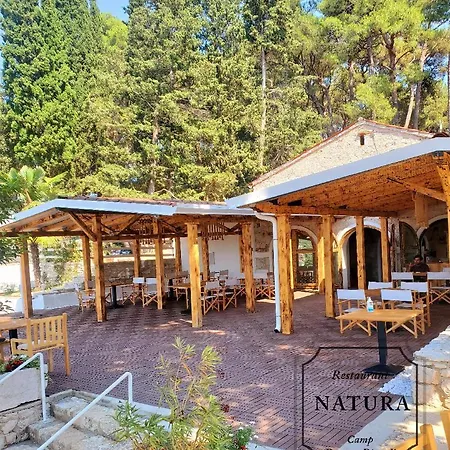 مكان تخييم Fantasea Mobile Porton Biondi روفينج